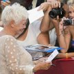 Judi Dench na każdym kroku spotykała się z powszechną sympatią i zainteresowaniem
