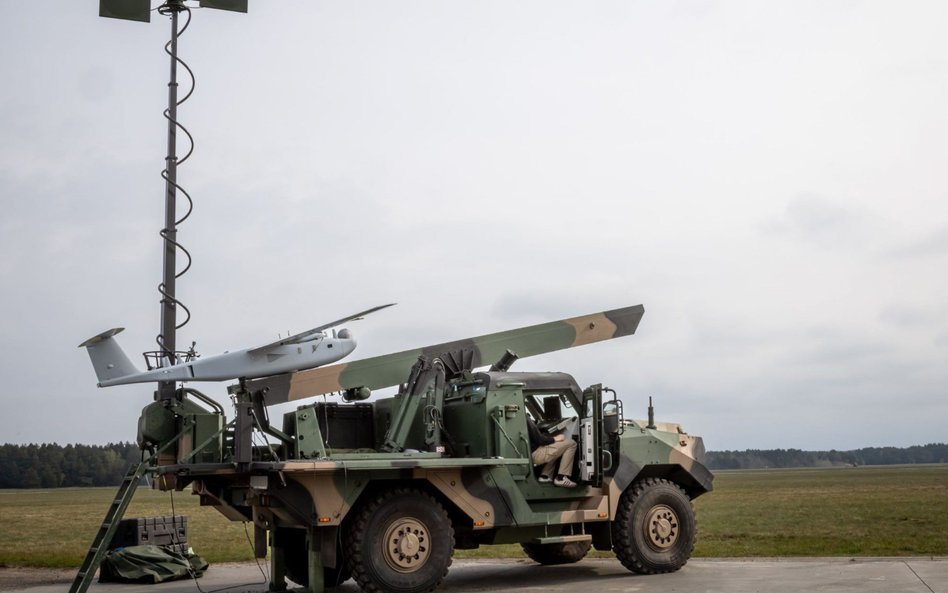 Dronowe systemy rozpoznawczo-uderzeniowe Gladius zajmują ważne miejsce w strukturze sił lądowych