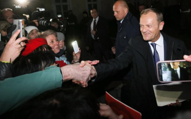 Donald Tusk po wyjściu z Prokuratury Okręgowej w Warszawie