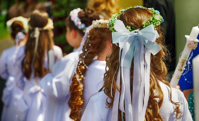 Komunia napędza potężny biznes. Wydatki sięgają ponad 5 mld zł