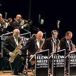 „The World Famous Glenn Miller Orchestra” podczas koncertu w Sali Kongresowej