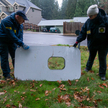 Agencji NTSB z drzwiami samolotu Alaska Airlines, lot 1282, po znalezieniu ich w Portland w stanie O