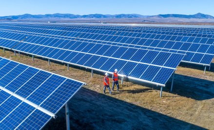 Koncern w nowej strategii stawia na dalsze zazielenanie swoich aktywów, w tym budowę elektrowni foto