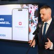 Minister cyfryzacji Janusz Cieszyński podczas konferencji prasowej w Ministerstwie Cyfryzacji w Wars