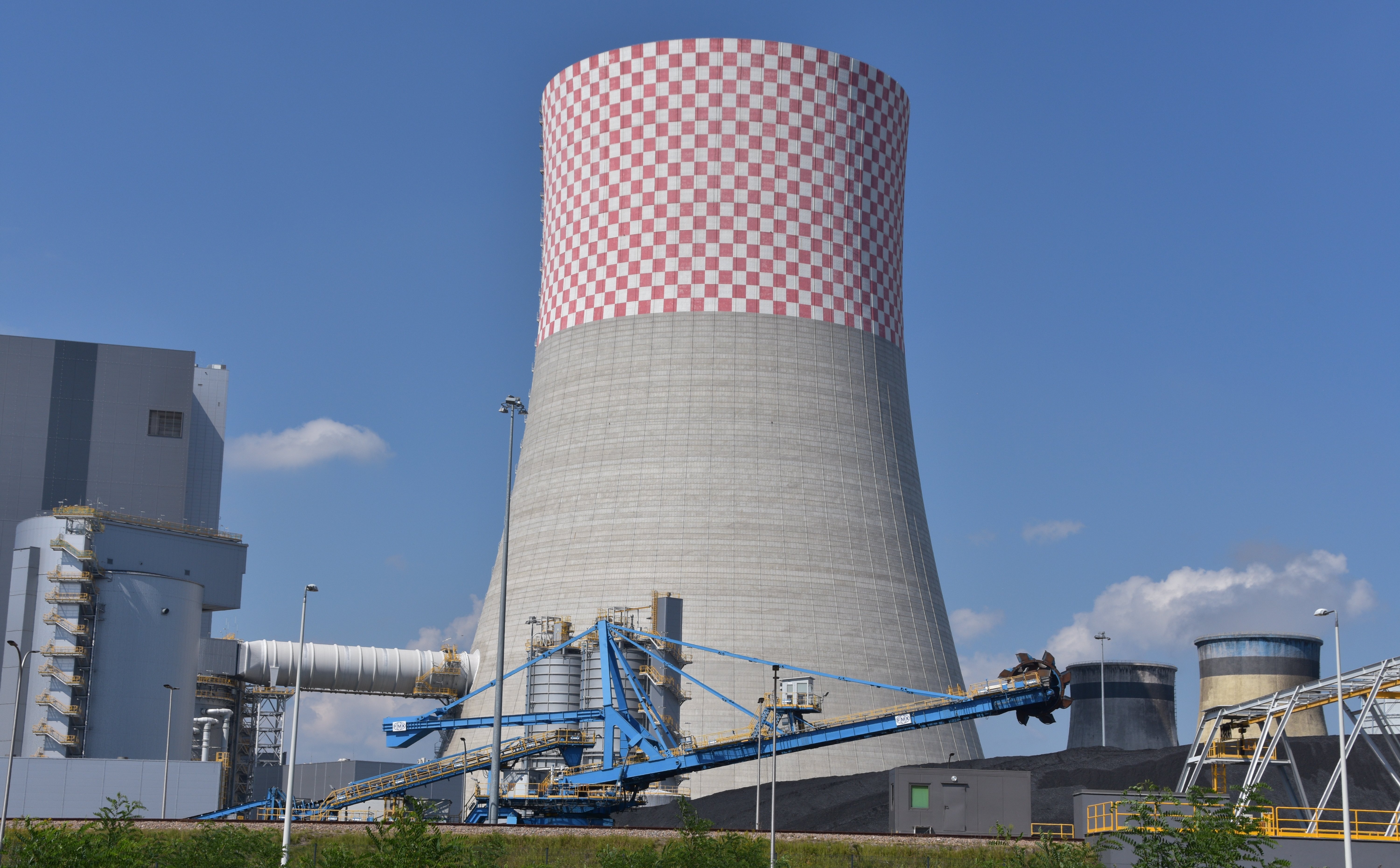 Tauron liczy na aukcje