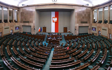 Opozycja mogła zablokować możliwość zdalnych posiedzeń Sejmu. Zabrakło głosów m.in. kandydatów w wyborach