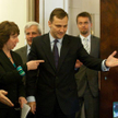 Radosław Sikorski (w środku) z szefową unijnej dyplomacji Catherine Ashton, Warszawa, 31.05.2010 r.