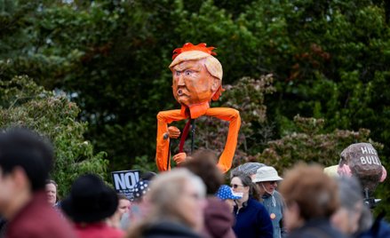 Młodzi Amerykanie w 2024 roku głosowali na Donalda Trumpa. Dziś się od niego odwracają