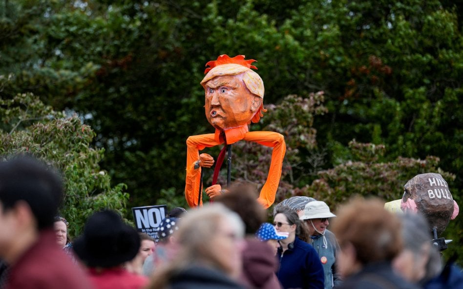 Młodzi Amerykanie w 2024 roku głosowali na Donalda Trumpa. Dziś się od niego odwracają