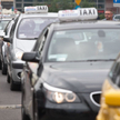 Taksówkarze walczą z szarą strefą w przewozach