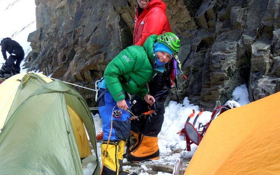 Kinga Baranowska i Fabrizio Zangrilli w obozie II (6400 m)