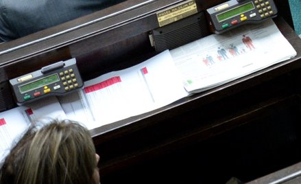 Kulisy po głosowaniu na dwie ręce