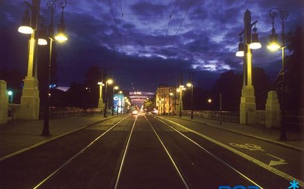 Most Teatralny w Poznaniu nazywany jest przez mieszkańców Teatralką. Położony jest na terenie Dzieln