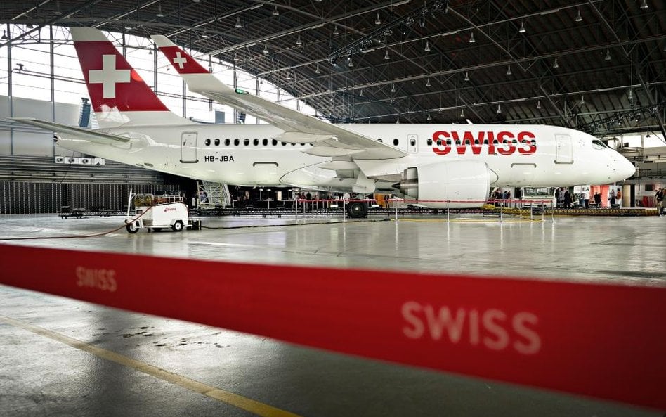 Bombardier CS 100 C linii Swiss