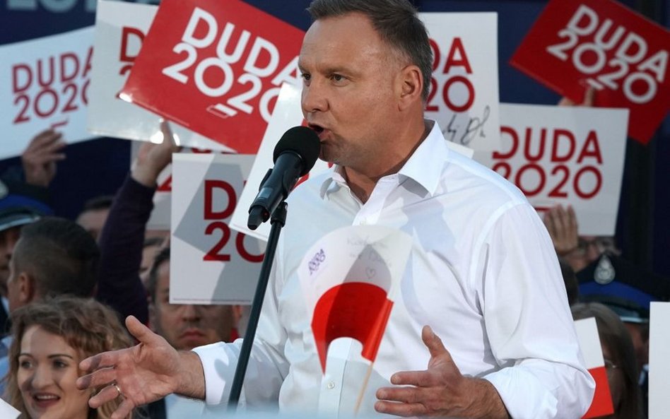 Korespondenci bronią dziennikarza "Die Welt" po ataku Dudy