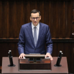 Premier Mateusz Morawiecki na sali obrad Sejmu w Warszawie