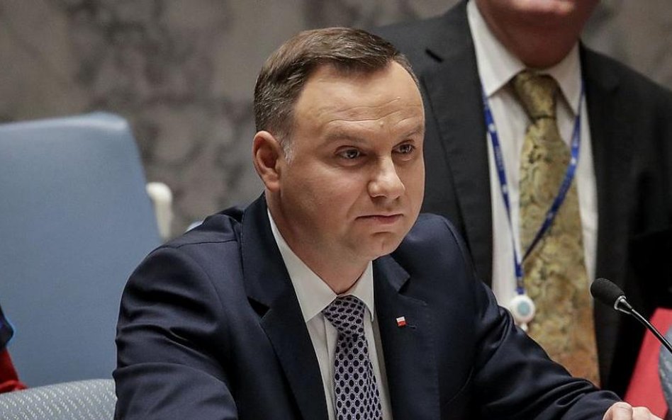 Ustawa degradacyjna: pat u prezydenta