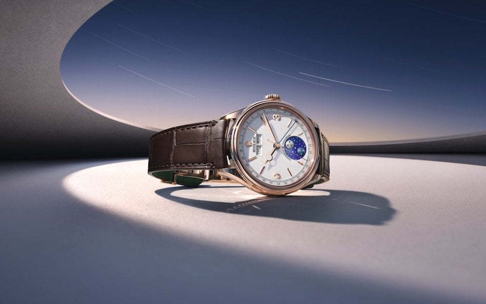 Rolex Perpetual Padellone oferowany jest w wersjach z kopertą ze złota lub platyny.