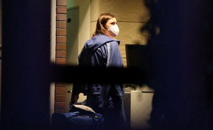 Kryscina Cimanouska w poniedziałek przed ambasadą Polski w Tokio