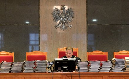 Jedna sprawa, 1600 tomów akt, 320 tys. stron. Rozpatrzy ją tylko jeden sędzia