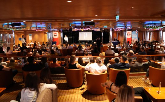 Konferencja Itaki pierwszy raz odbyła się na na tak dużym statku wycieczkowym