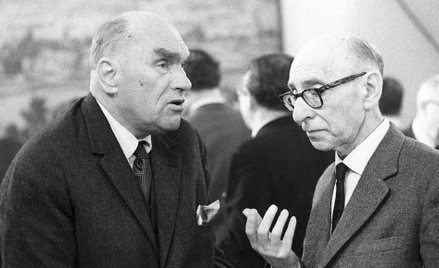 Jarosław Iwaszkiewicz przyjaźnił się z Antonim Słonimskim od czasów przedwojennych, gdy obaj działal