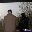 Kim Ju Ae i Kim Dzong Un obserwują próbę pocisku międzykontynentalnego