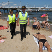 Strażnicy miejscy patrolują plażę w Gdańsku-Brzeźnie