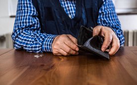 O zasiłek celowy pokrywający przynajmniej połowę kosztów odbioru śmieci można ubiegać się w ośrodkac