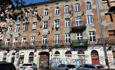 Kamienica przy Chmielnej 130 – podobnych obiektów w tej części miasta praktycznie już nie ma.