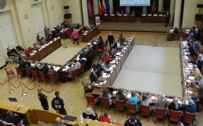 Rada Warszawy zagłosuje nad udzieleniem absolutorium prezydentowi Rafałowi Trzaskowskiemu