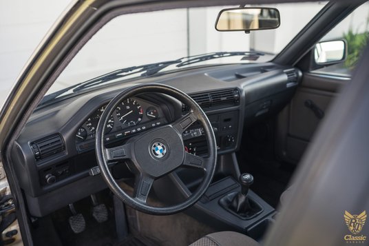 Za kółkiem tego dość niepozornego auta każdy kierowca poczuje się dobrze.