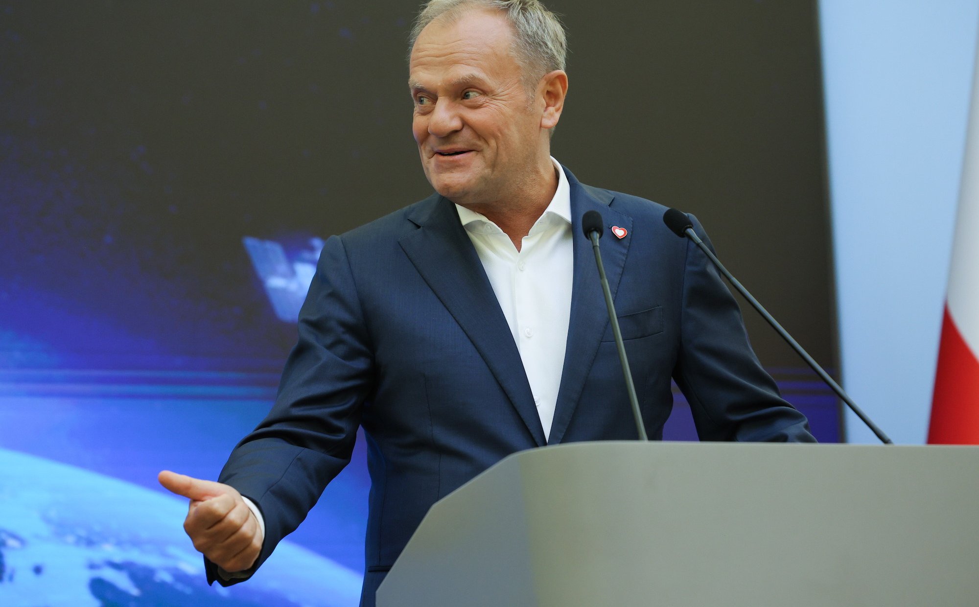 Diaboliczny plan Donalda Tuska. Walczy z Viktorem Orbánem jego własnym instytutem