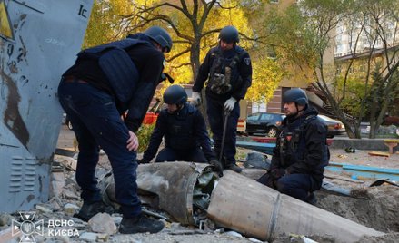 Pociski balistyczne spadają na Kijów, bo Ukrainie brakuje informacji wywiadowczych od USA