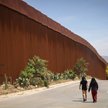 Mur na granicy USA-Meksyk w miejscowości El Manzanito
