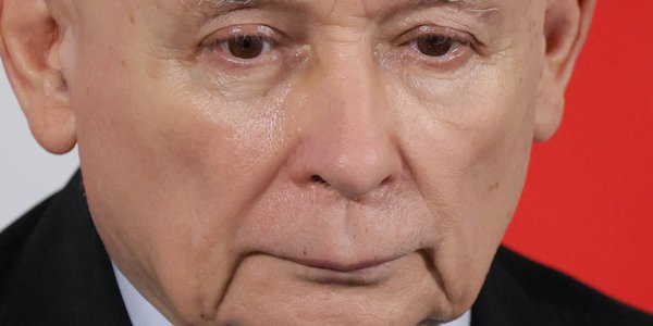 Afera w Szpitalu Południowym nie zmienia sondaży – KO wciąż stabilna, PiS bez zysku