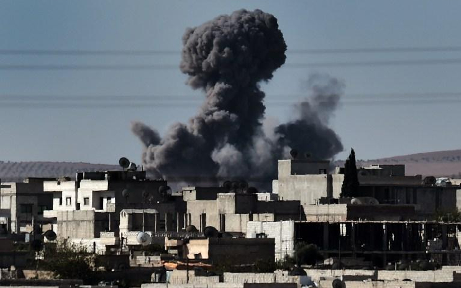 W oblężonym przez dżihadystów Kobane Kurdowie bronią się resztkami sił
