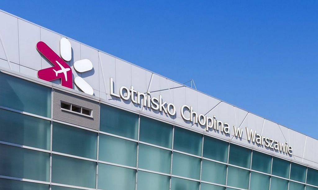 Na lotnisku Chopina doszło do incydentu. „Wybuch ładunku nieznanego pochodzenia”