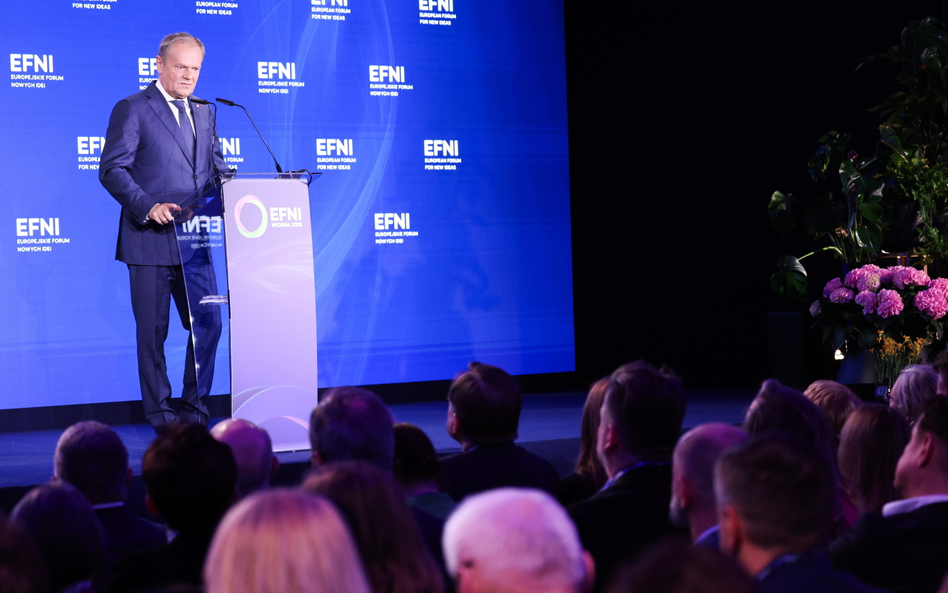 Premier Donald Tusk przemawia podczas otwarcia wiosennej edycji Europejskiego Forum Nowych Idei „Prz