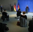 Poniedziałkowa konferencja kanclerz Merkel. Tylko niewielka grupa luźno posadzonych dziennikarzy