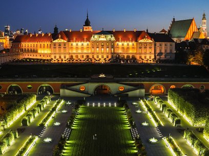 Bilet na przedstawienie to obietnica letniego wieczoru w Ogrodach Zamku Królewskiego przy Arkadach K