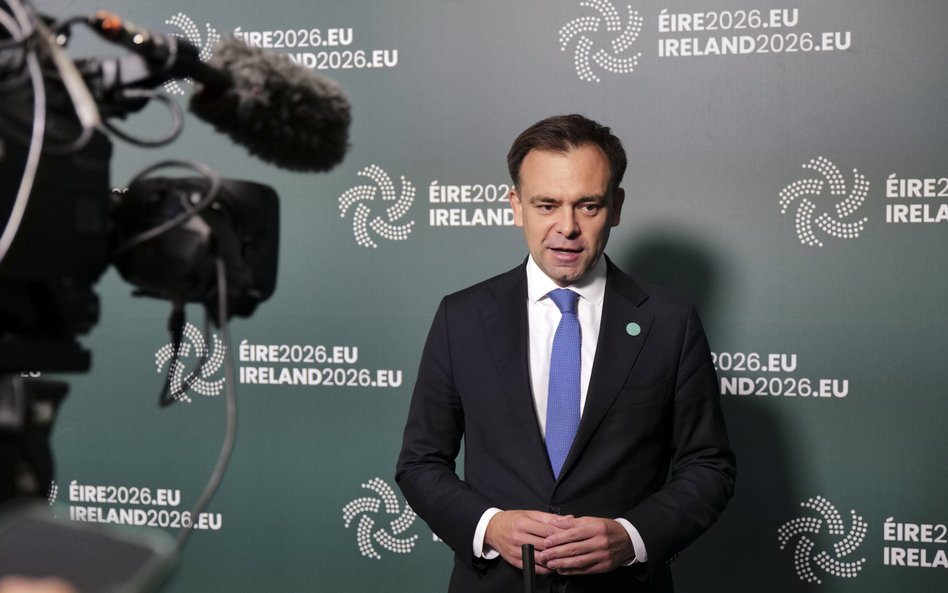 Minister finansów Andrzej Domański ostrzega, że o ile przyszły rok powinniśmy jeszcze przejść suchą 