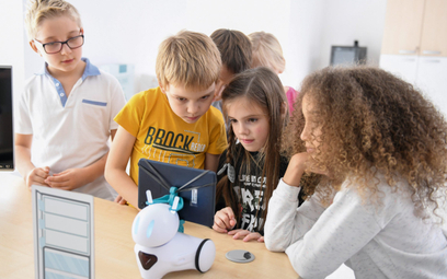 Robot edukacyjny białostockiego start-upu Photon to przykład tego, jak polska technologia  może stać