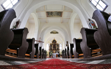 W kościołach na Słowacji do 24 stycznia msze bez wiernych