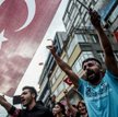 Turcja: Kurd zmuszony do całowania Ataturka