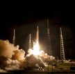 SpaceX to firma, która miała produkować rakiety umożliwiające spadek cen lotów kosmos.