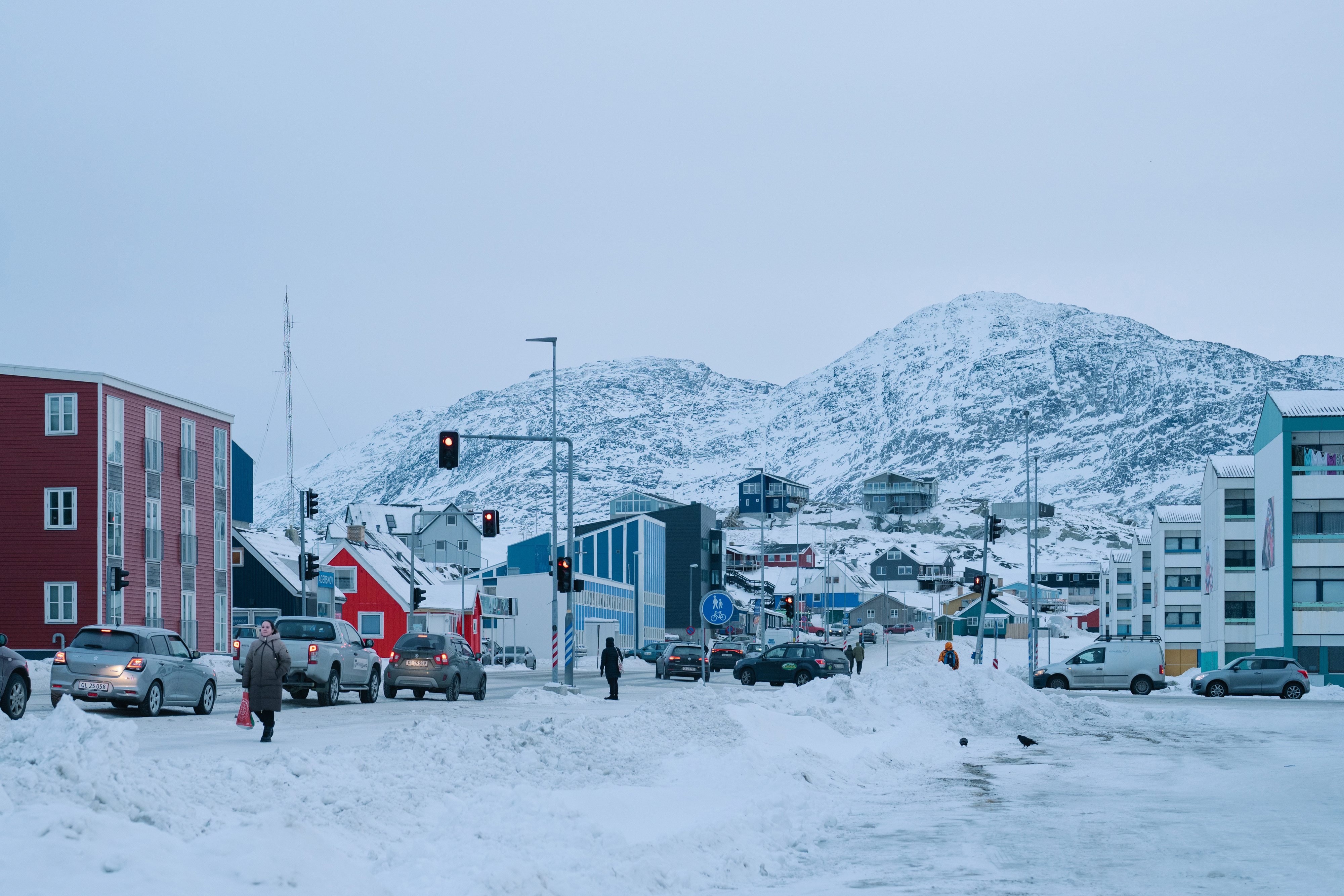 Zmiany klimatu uderzają w Grenlandię. Przegrana walka o miliardy ton lodu