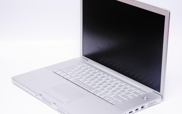 VAT: sprzedaż laptopów z odwrotnym obciążeniem