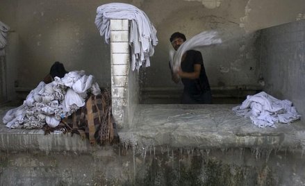 Mały świat "dhobi" w wielkim New Delhi