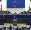 Sankcje finansowe za przejmowanie sądów